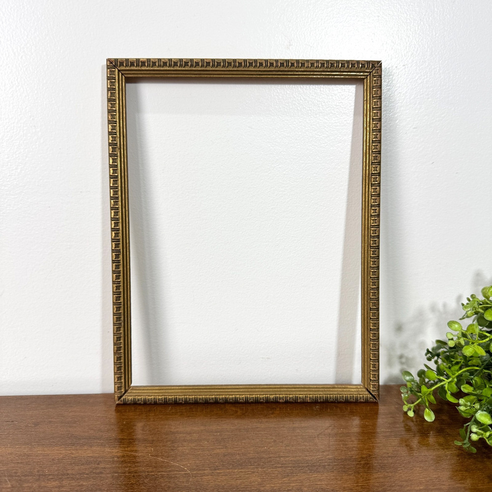 Vintage Gold Wood Picture Frame Greek Key Carved Fits 7x9 Photo Artwork Ornate